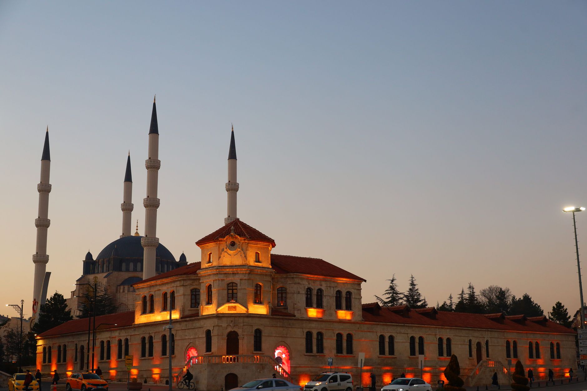 An old mosque building representing the historical perspective on the Signs of Qiyamah.