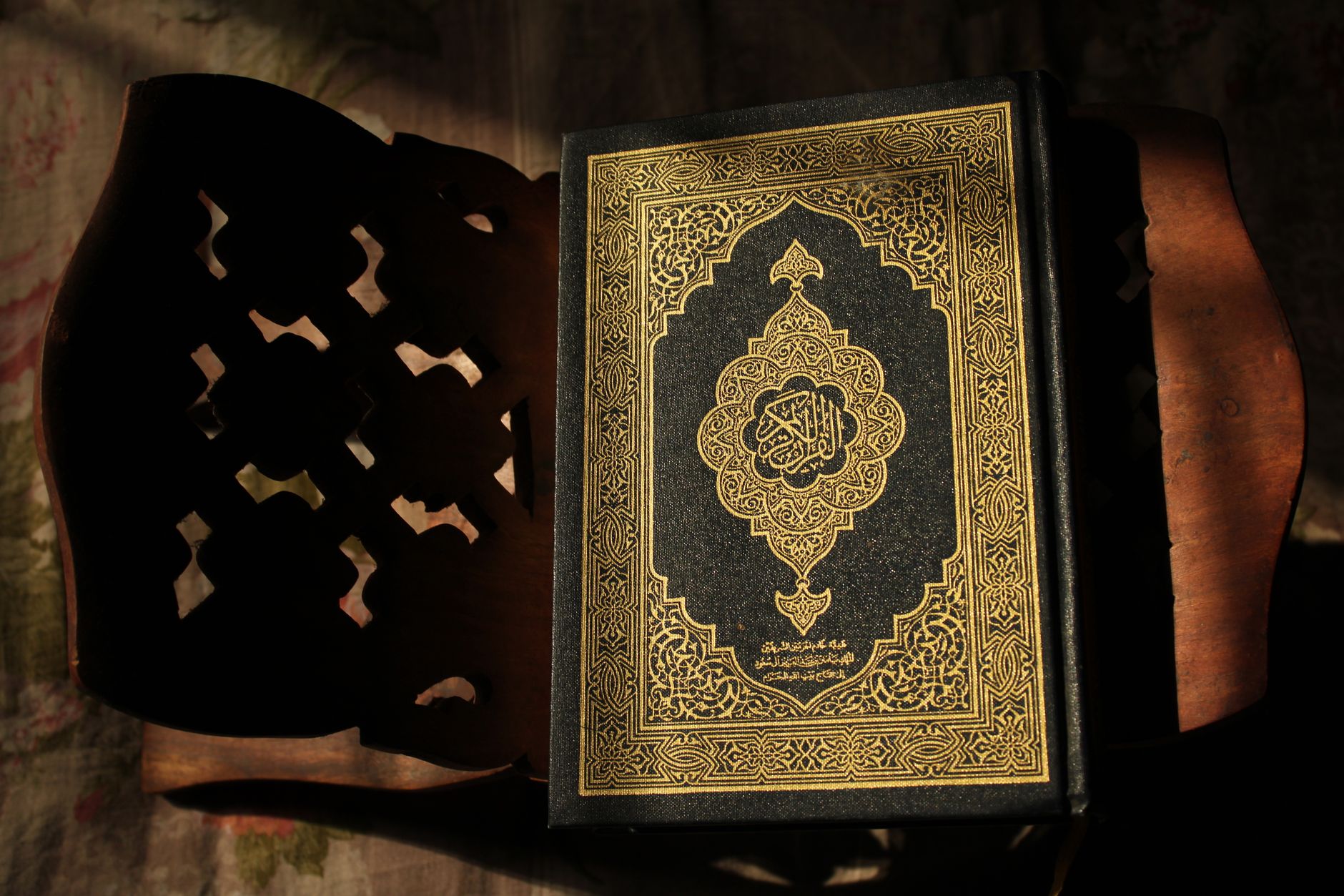 A believer making Dua, recognizing the importance of Dua in daily life.